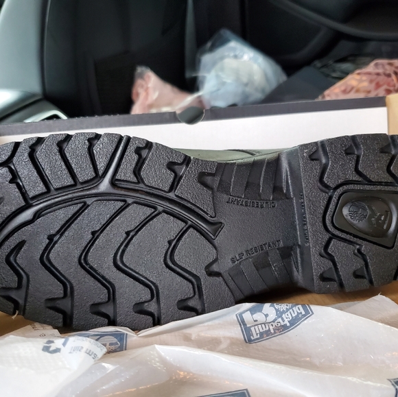 Men's Waterproof Timberland boots - Picture 4 of 5